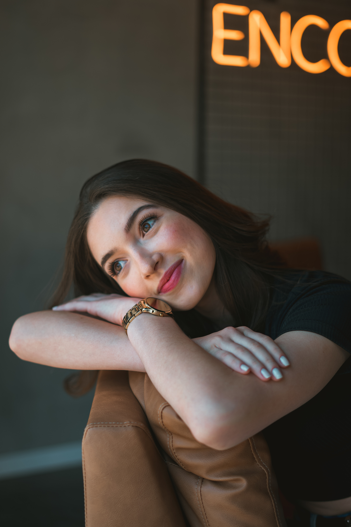 ensaio feminino na cafeteria e na praia em tramandaí ensaio interno e externo