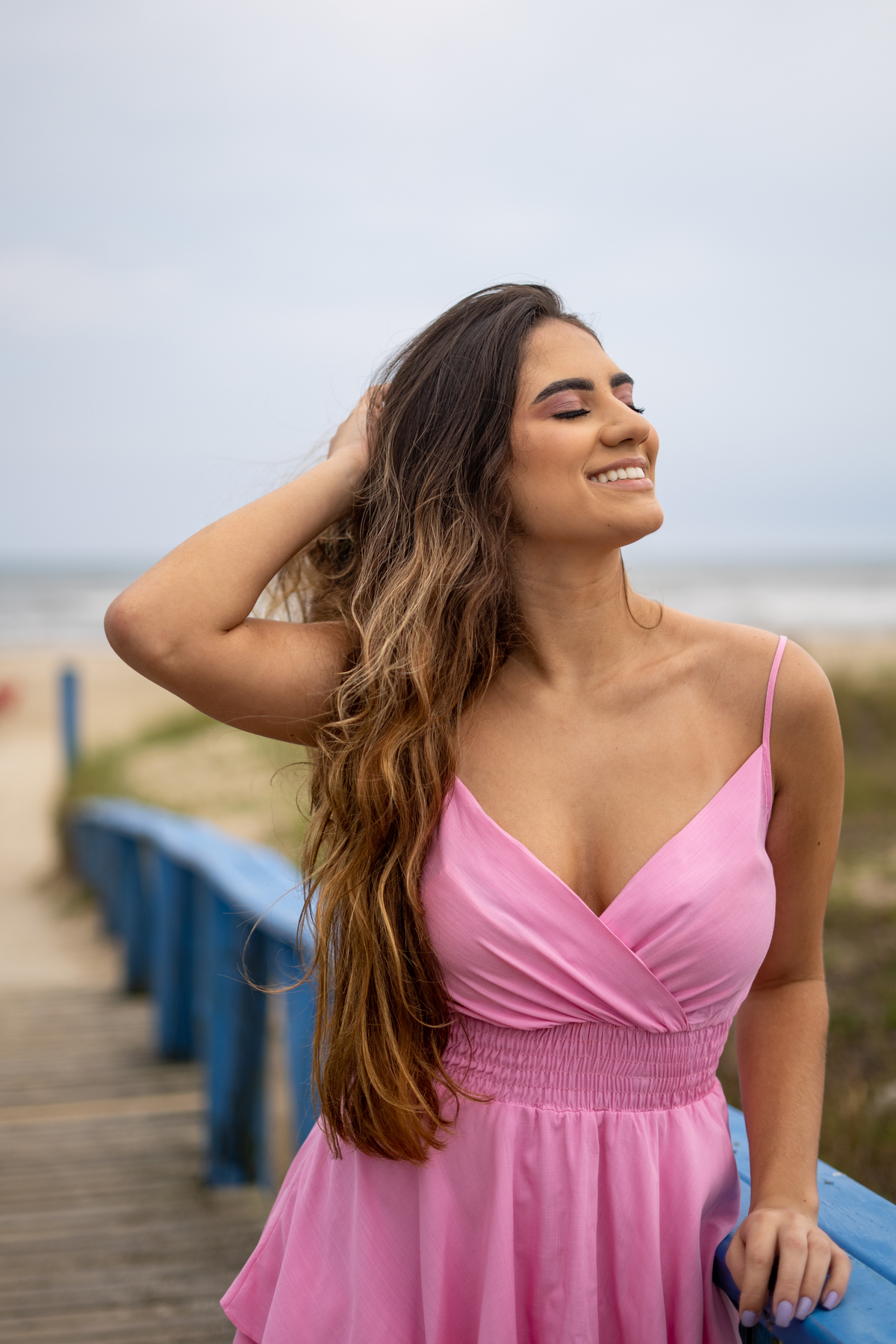 ensaio feminino externo ensaio na praia em tramandai julia motti fotografia