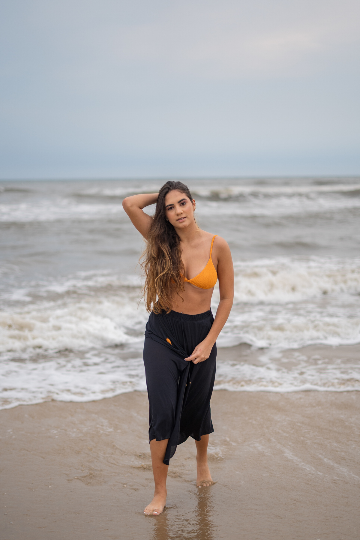 ensaio feminino externo ensaio na praia em tramandai julia motti fotografia