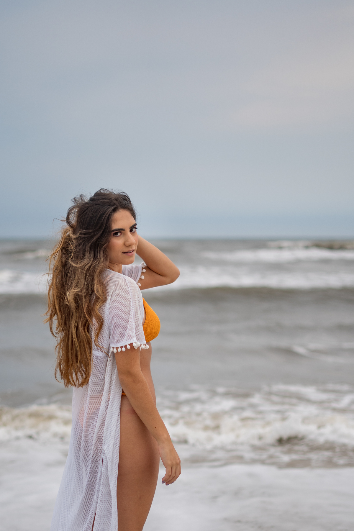 ensaio feminino externo ensaio na praia em tramandai julia motti fotografia