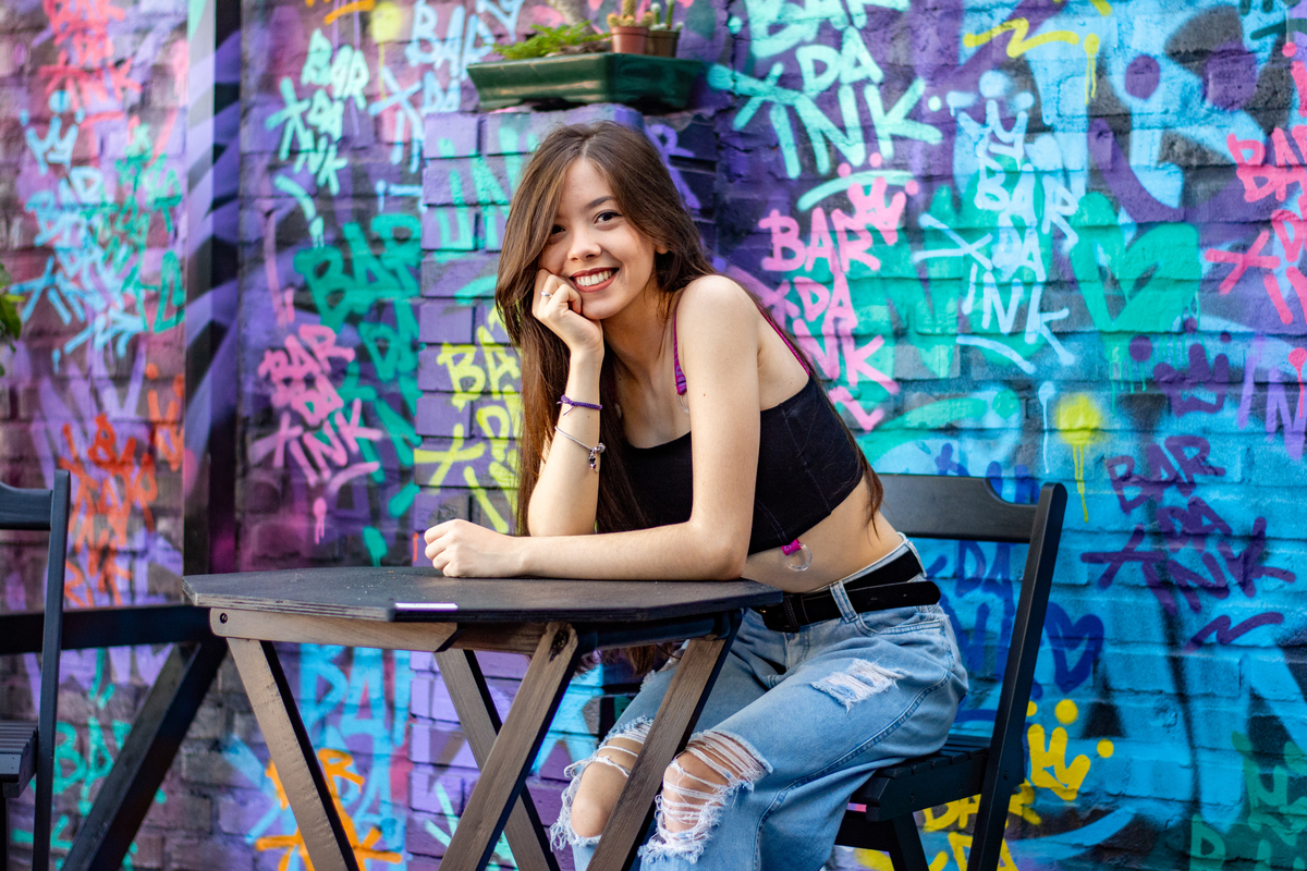 ensaio feminino interno na Ink Fusion Tattoo Bar, em Imbé-RS, fotógrafa Julia Motti Fotografia, 