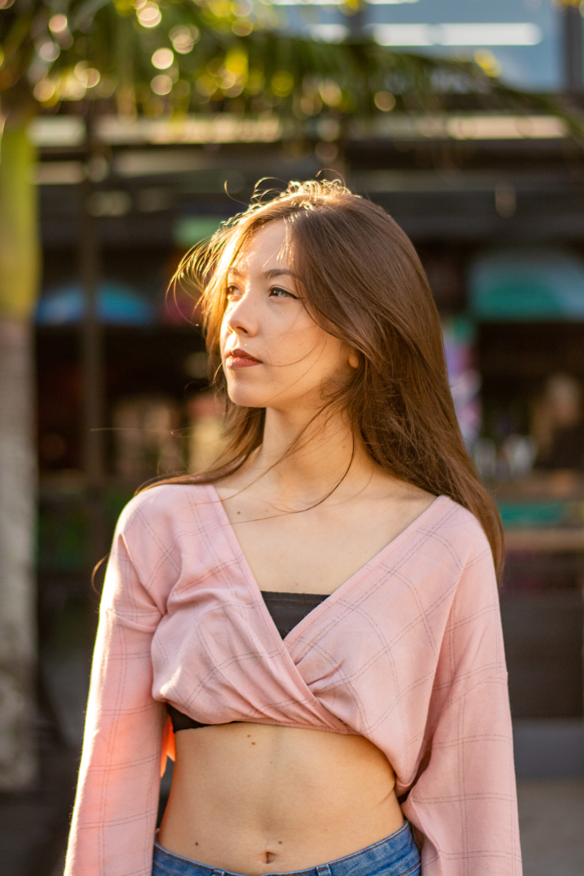 ensaio feminino interno na Ink Fusion Tattoo Bar, em Imbé-RS, fotógrafa Julia Motti Fotografia, 