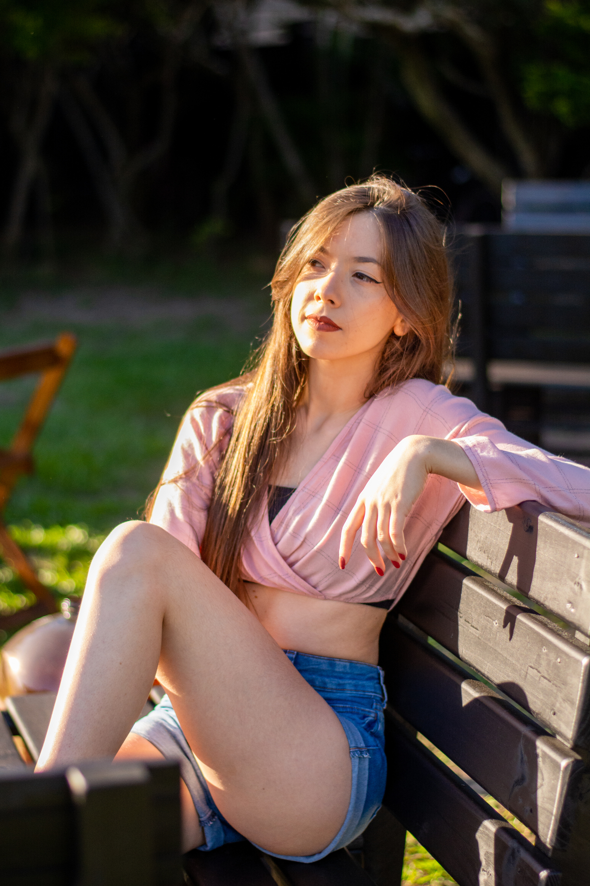 ensaio feminino interno na Ink Fusion Tattoo Bar, em Imbé-RS, fotógrafa Julia Motti Fotografia, 