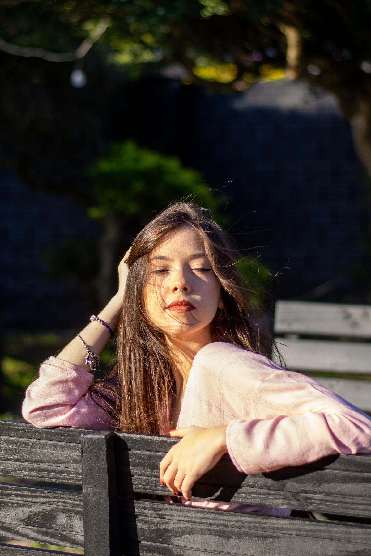 ensaio feminino interno na Ink Fusion Tattoo Bar, em Imbé-RS, fotógrafa Julia Motti Fotografia, 