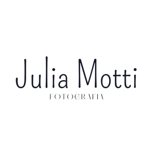 Logotipo de Julia Motti Ribeiro