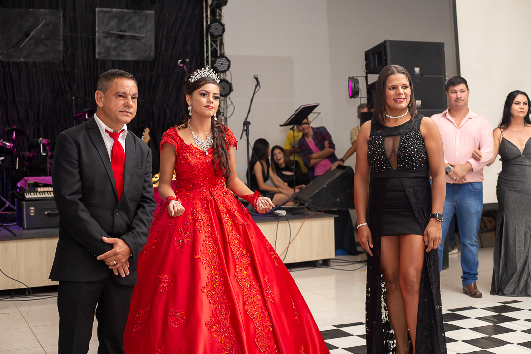 decoração de 15 anos em alta floresta a bela e a fera