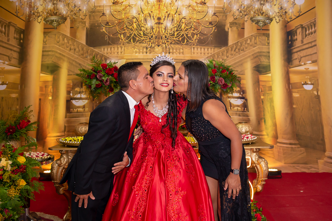 decoração de 15 anos em alta floresta a bela e a fera