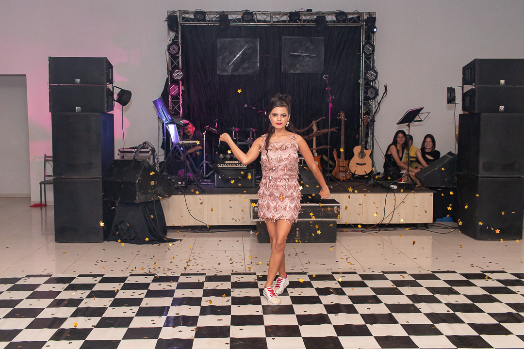 decoração de 15 anos em alta floresta a bela e a fera