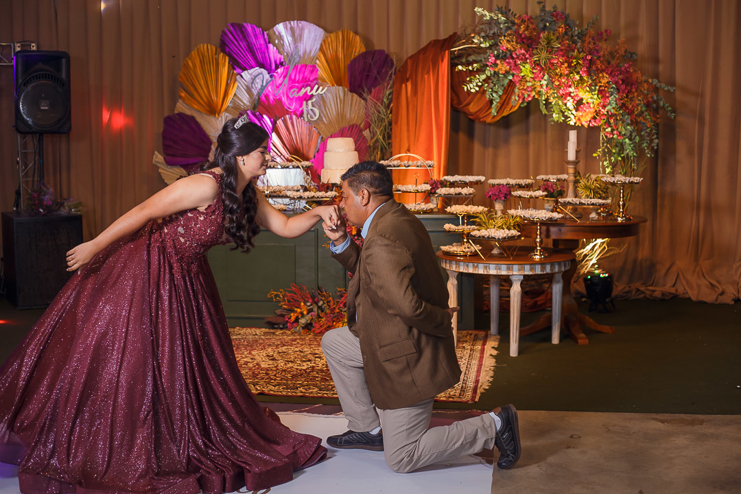 Festa e decoração de aniversario de 15 anos em Alta Floresta