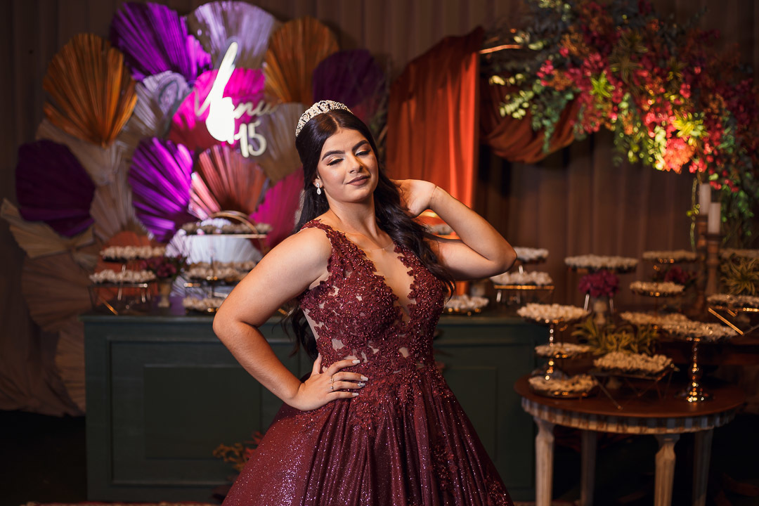 Festa e decoração de aniversario de 15 anos em Alta Floresta