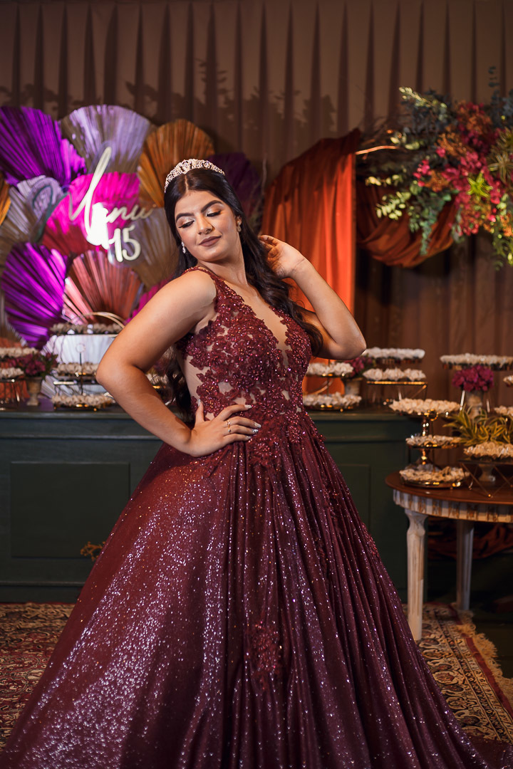 Festa e decoração de aniversario de 15 anos em Alta Floresta