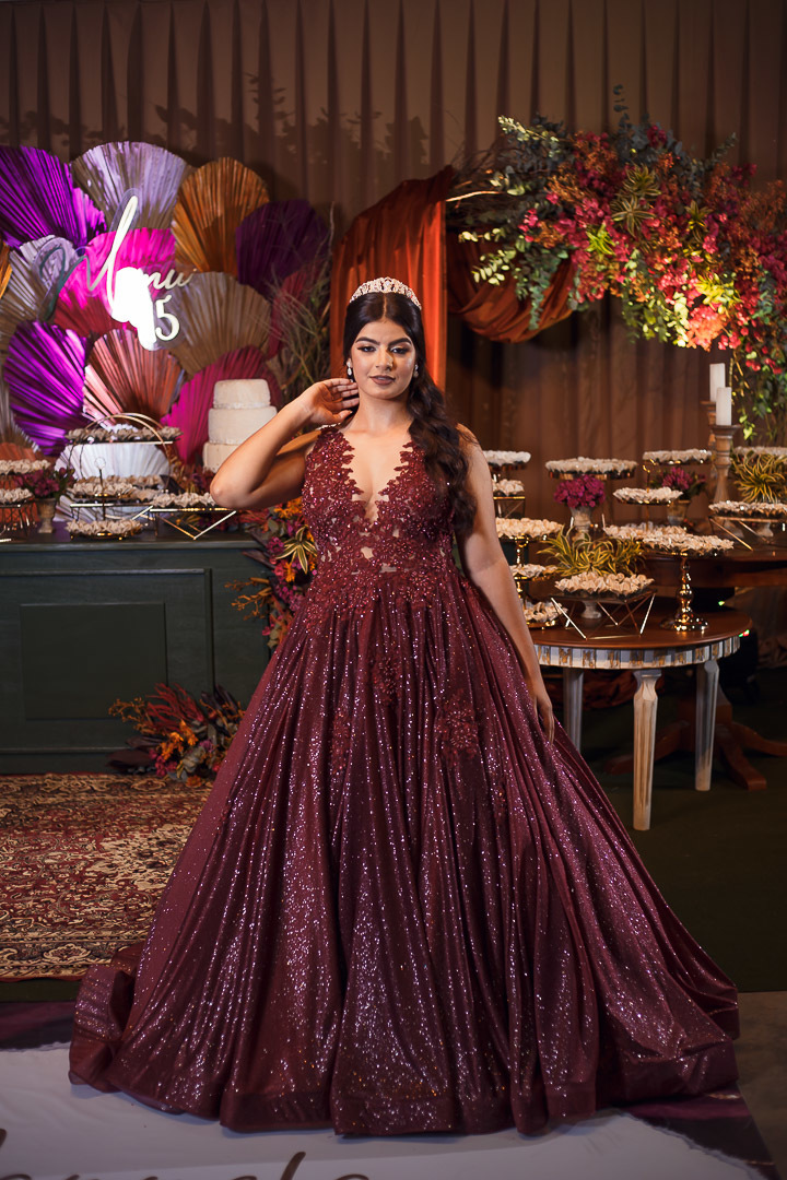 Festa e decoração de aniversario de 15 anos em Alta Floresta