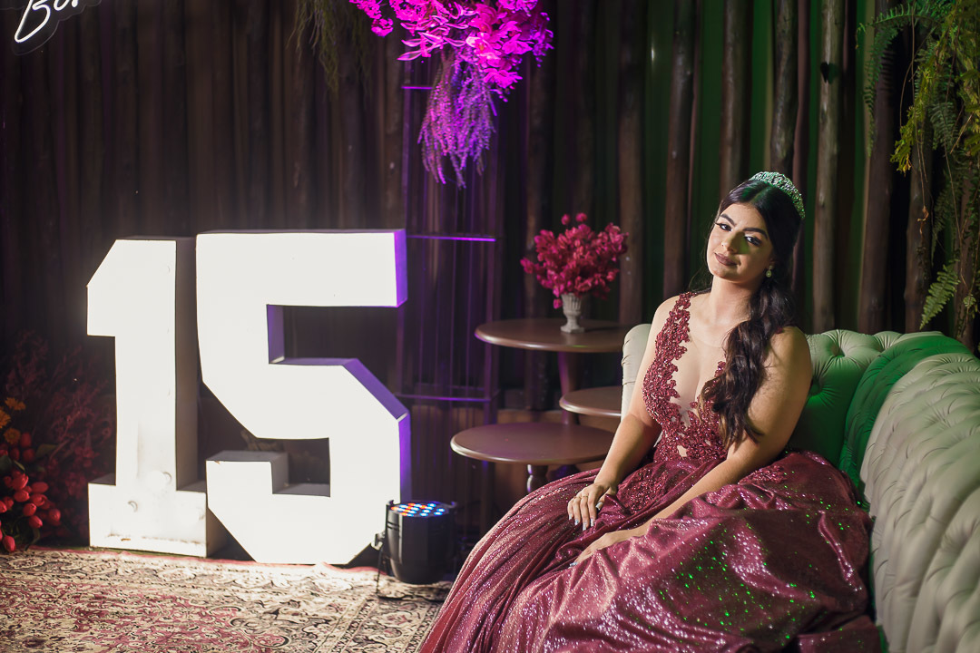 Festa e decoração de aniversario de 15 anos em Alta Floresta