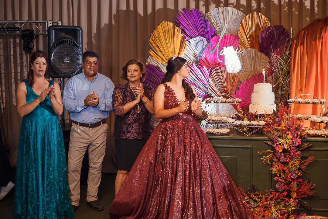 Festa e decoração de aniversario de 15 anos em Alta Floresta