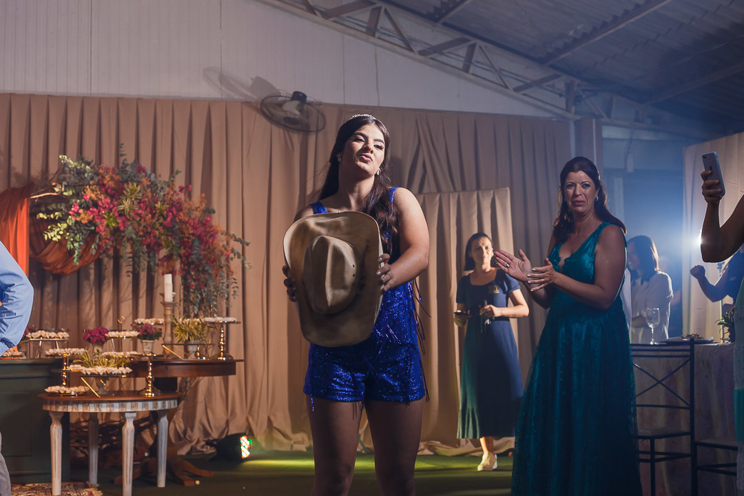 Festa e decoração de aniversario de 15 anos em Alta Floresta