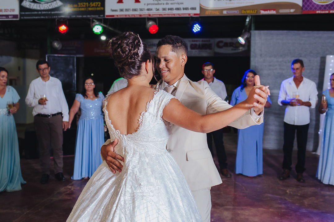 casamento na igreja em alta floresta mt
