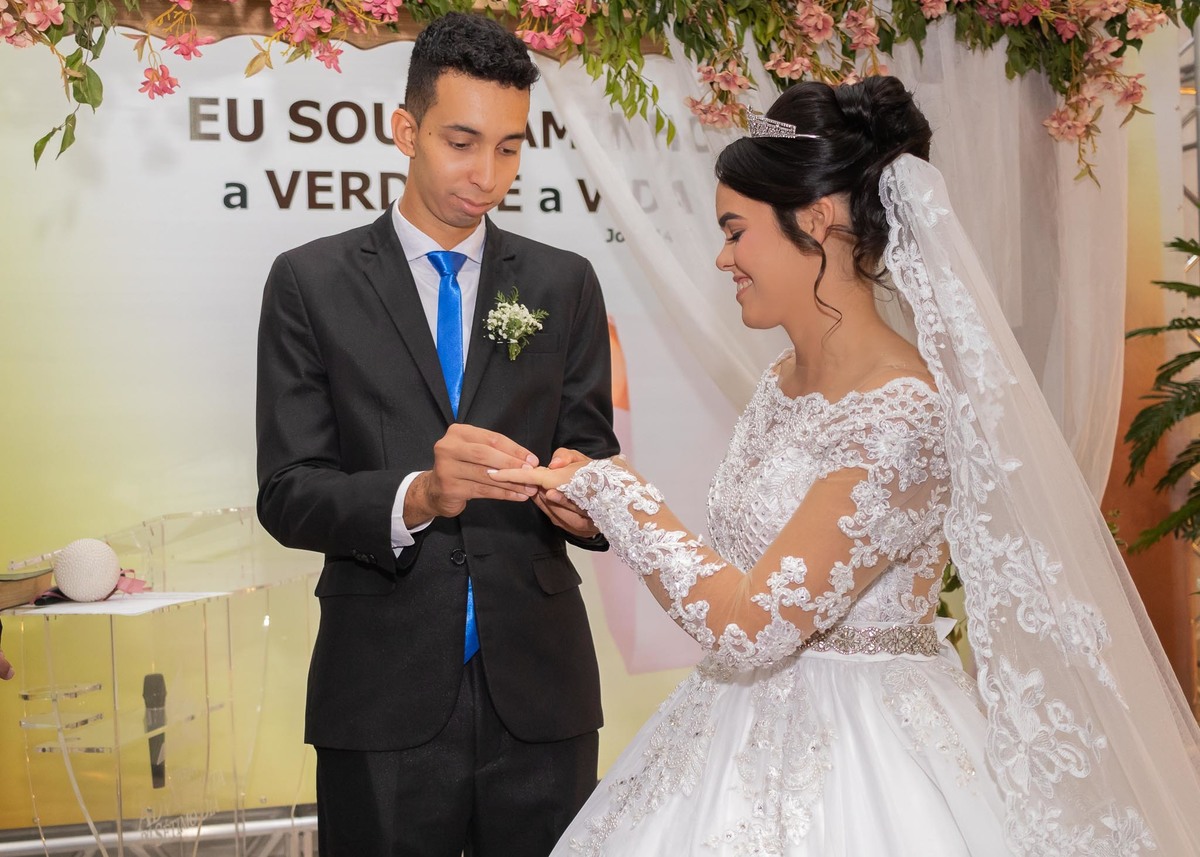 Casamento na igreja em alta floresta