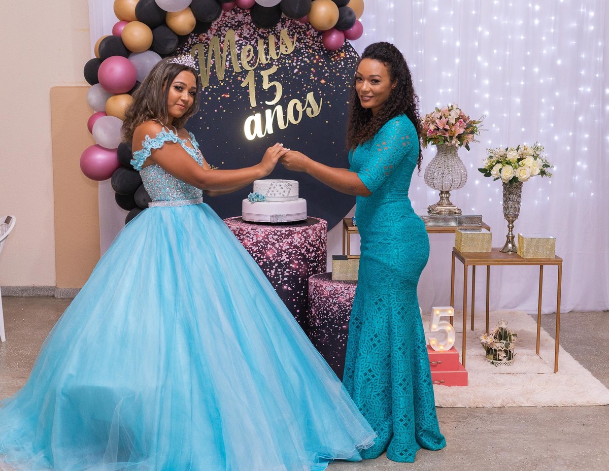 Festa de aniversario debutante em alta floresta