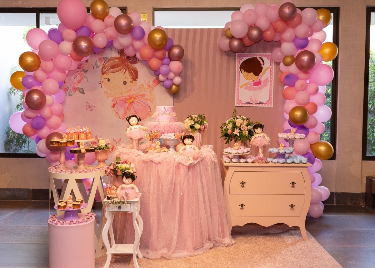 Decoração Alice festa em alta floresta