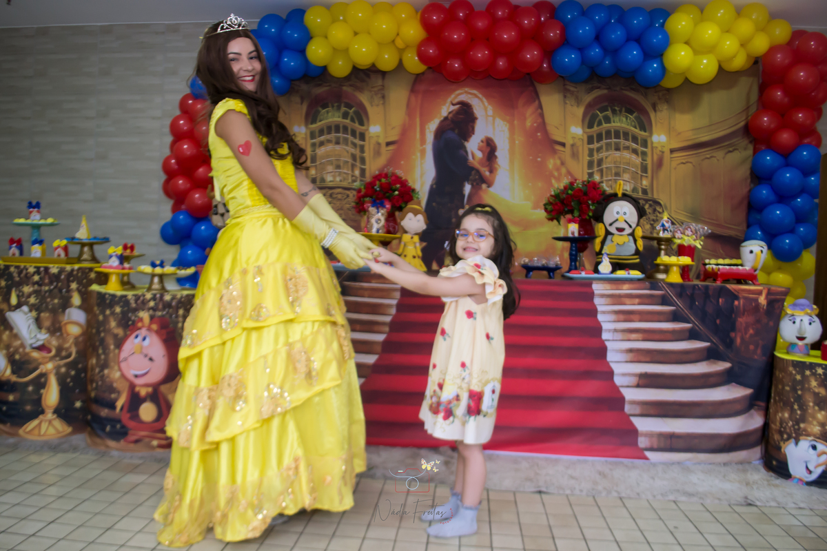 festa-infantil-a-bela-e-a-fera-lins-rj