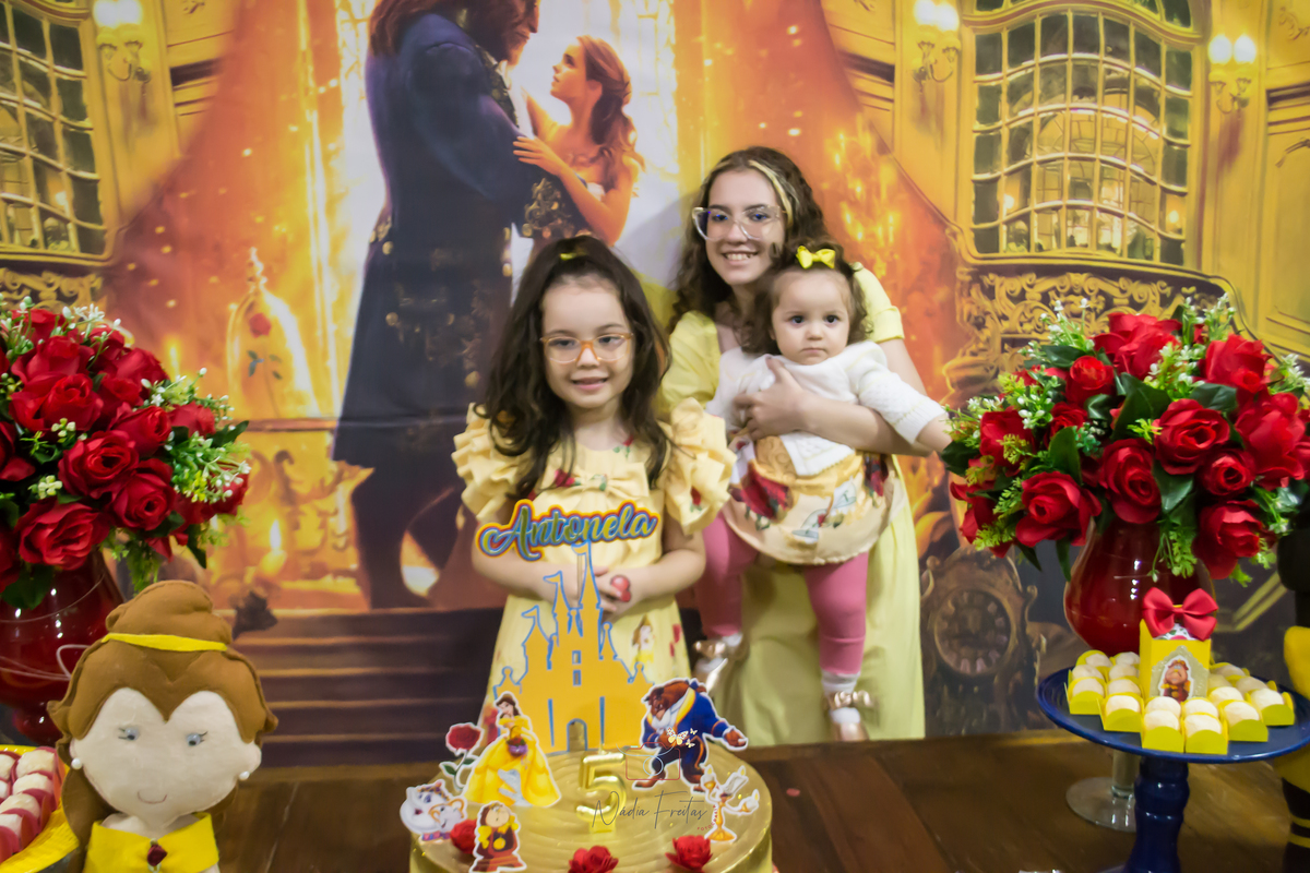 festa-infantil-a-bela-e-a-fera-lins-rj