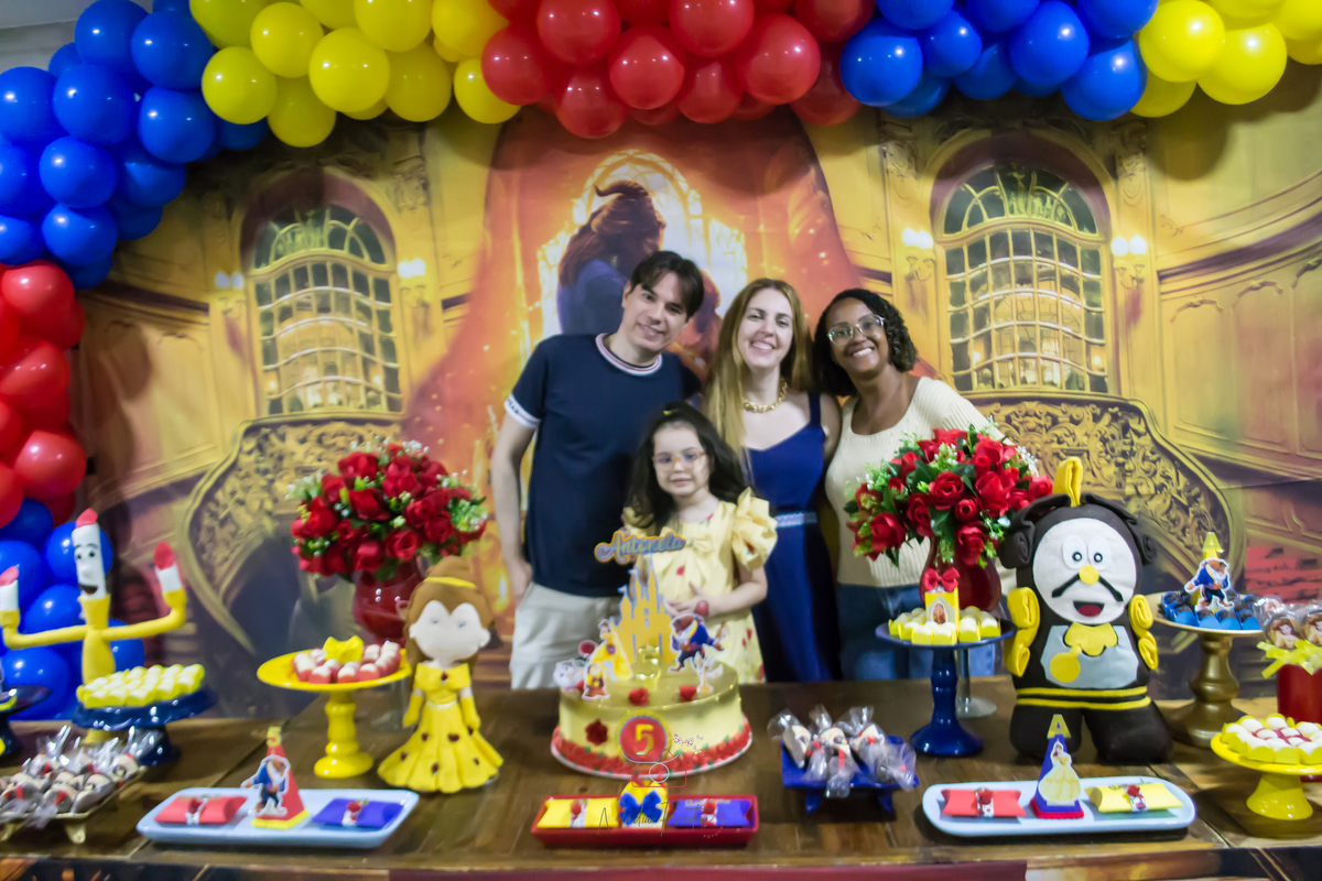 festa-infantil-a-bela-e-a-fera-lins-rj