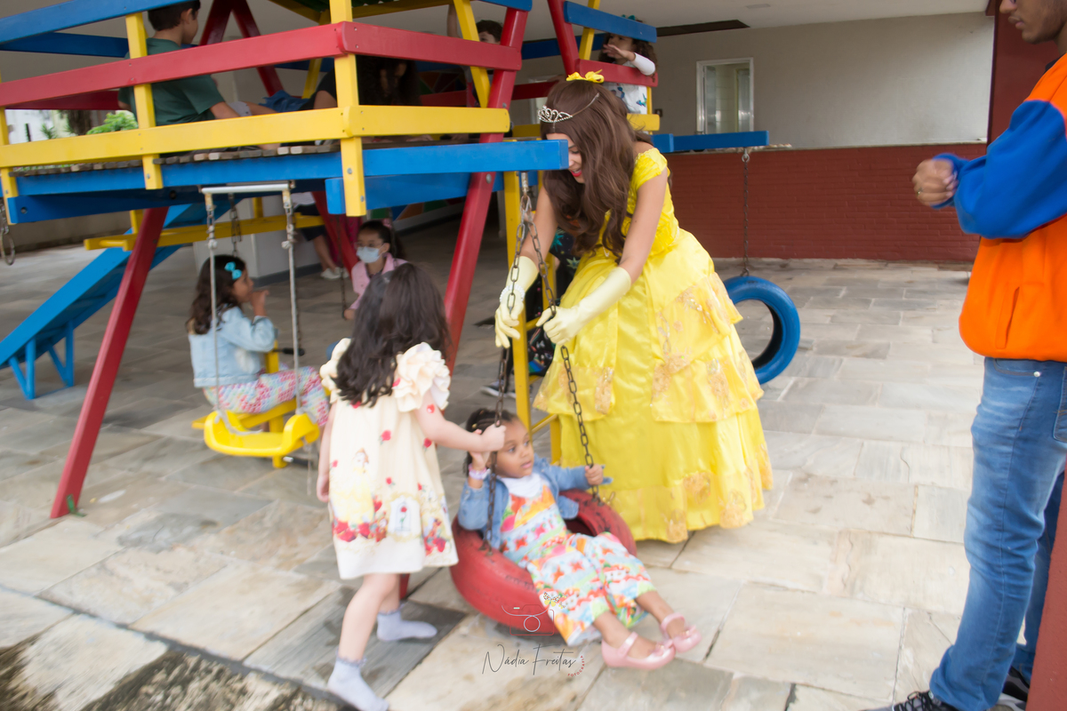 festa-infantil-a-bela-e-a-fera-lins-rj