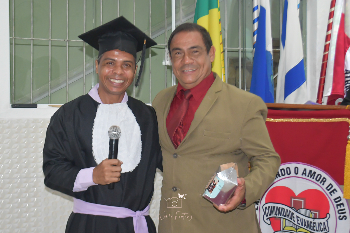 foto-de-formatura-em-teologia-igreja-evangelica-rj
