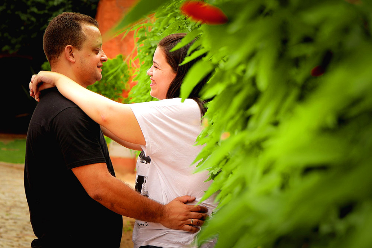 casal namorando no pré wedding