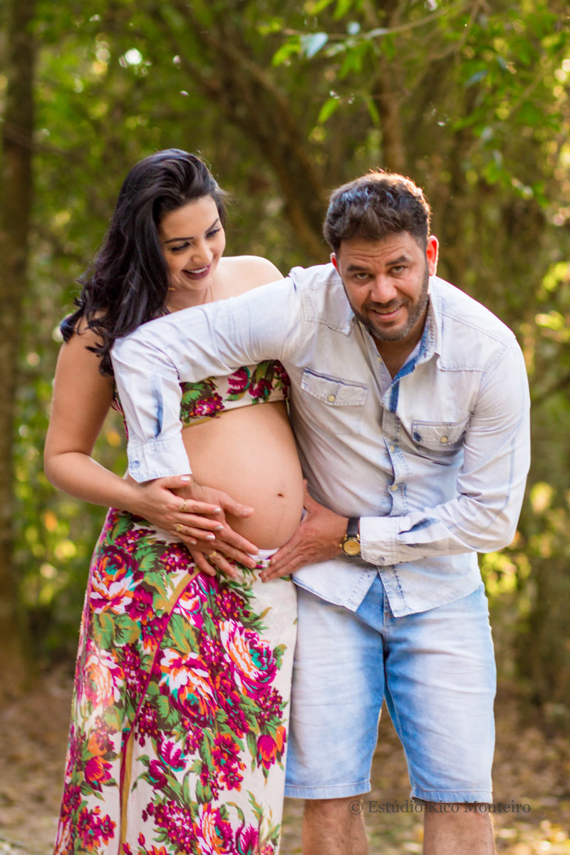 marido no ensaio gestante