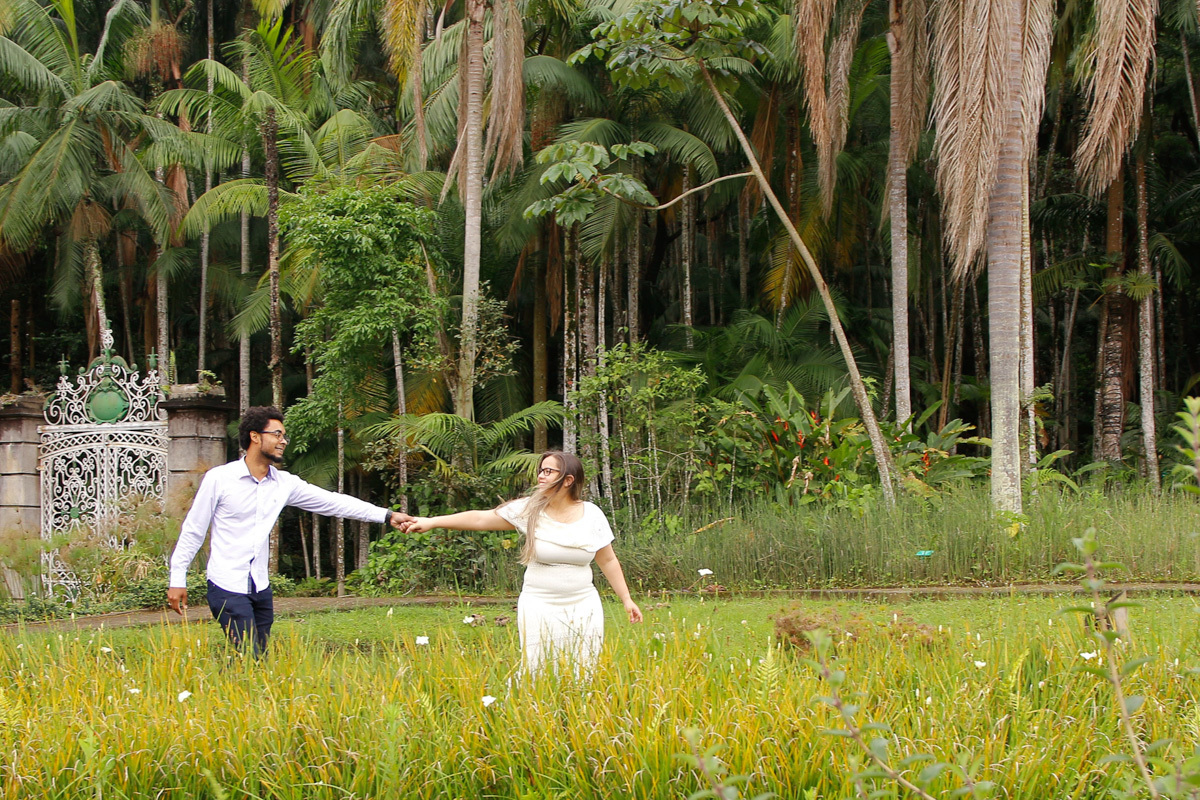 casal no jardim botanico de sao paulo