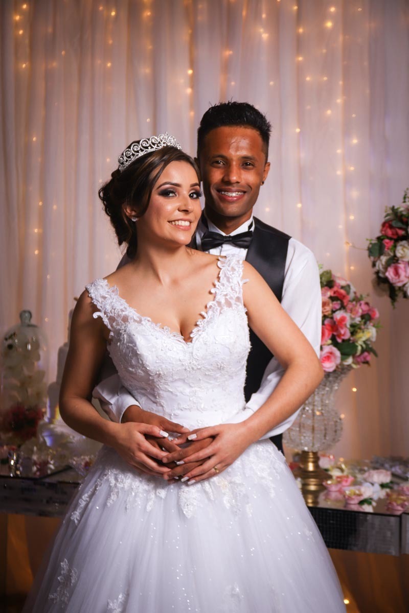 retratos do casal no casamento