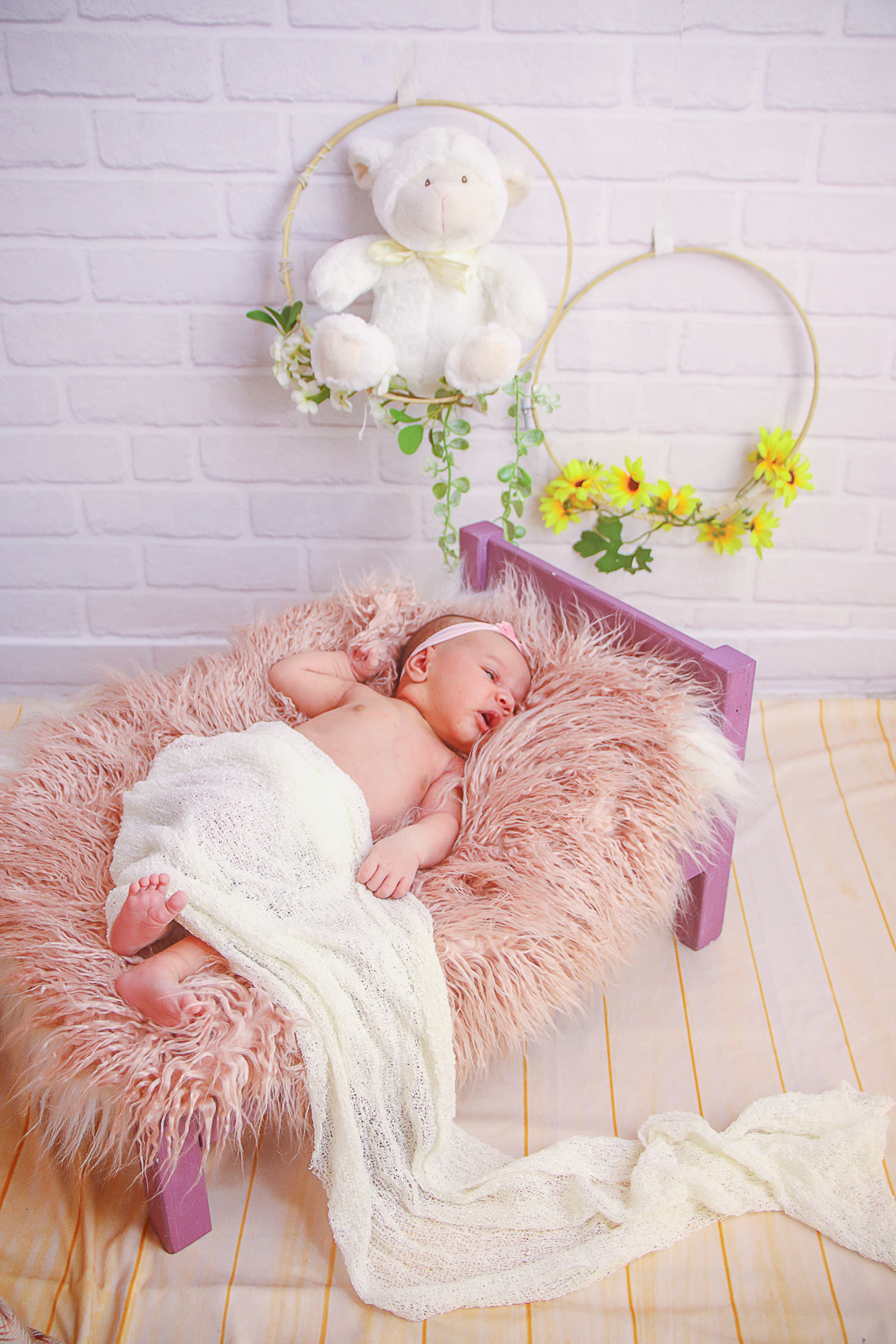 bebe na mini cama