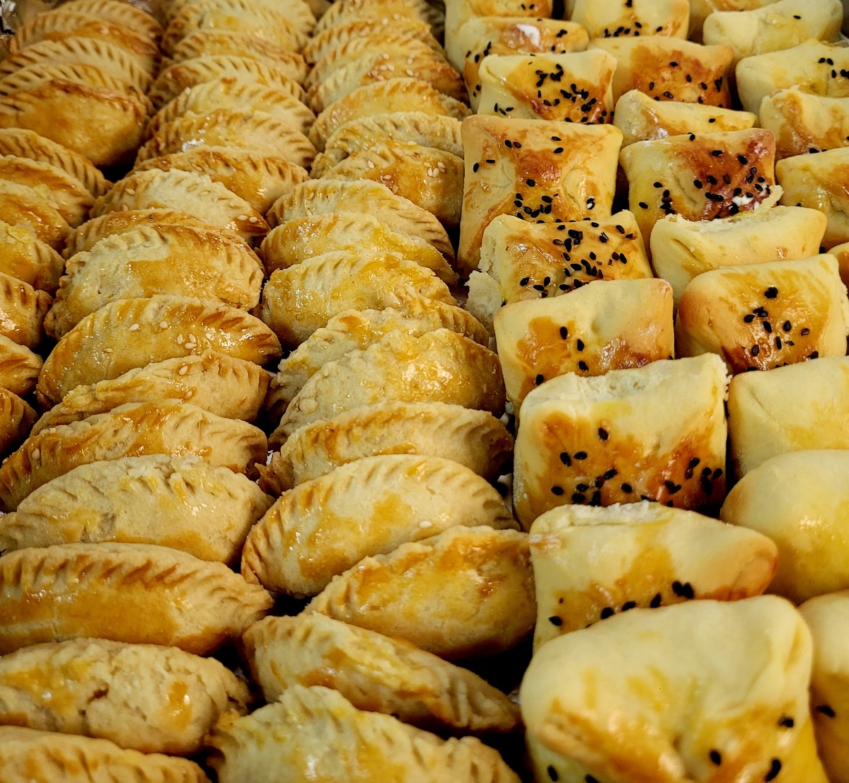 Pastel Assados e Trouxinhas Assadas
Recheios: Frango, Calabresa, Brócolis, Pizza, Carne