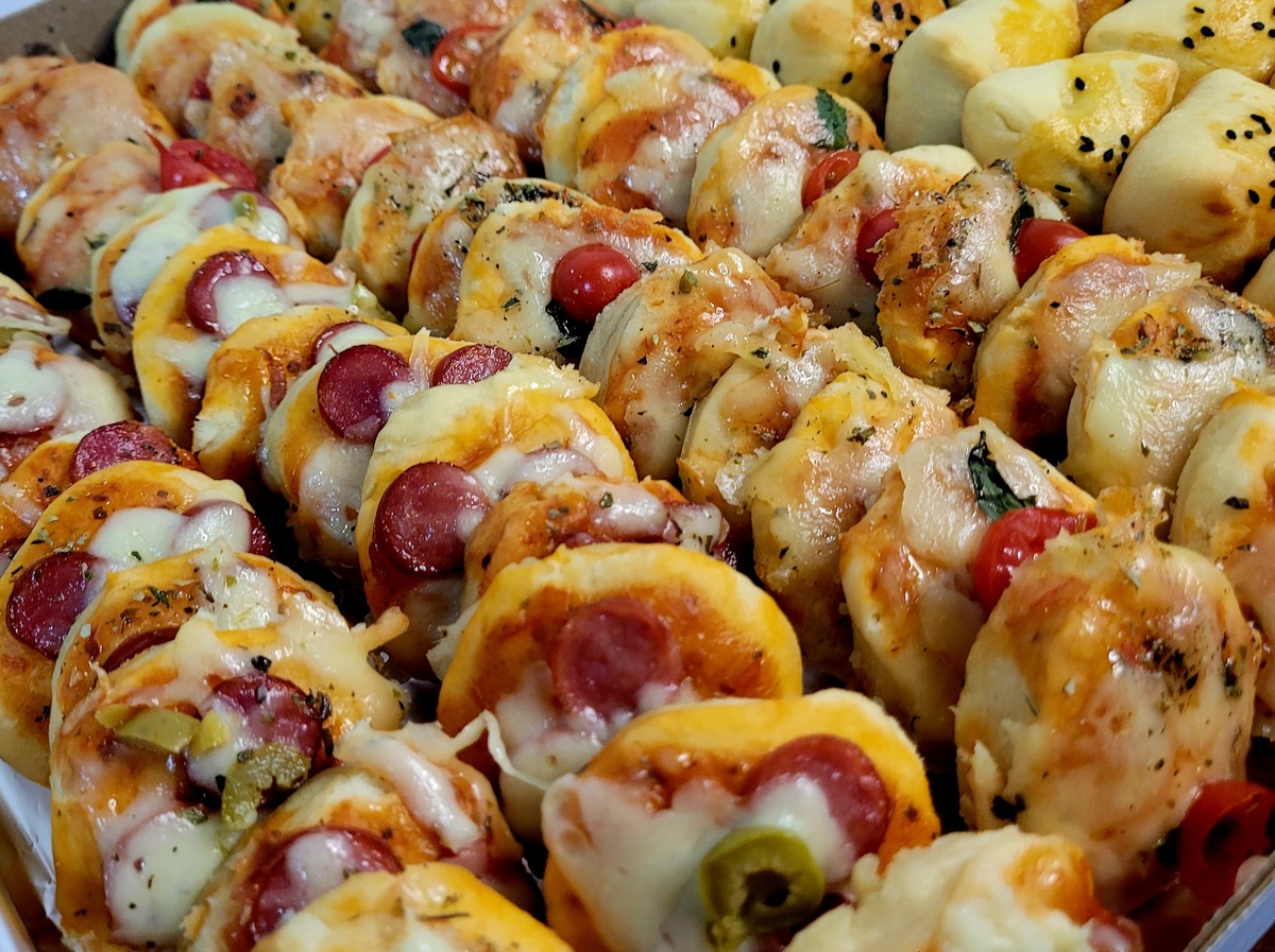 Mini-Pizzas
Recheios: Frango, Calabresa, Pizza, Marguerita, Queijo