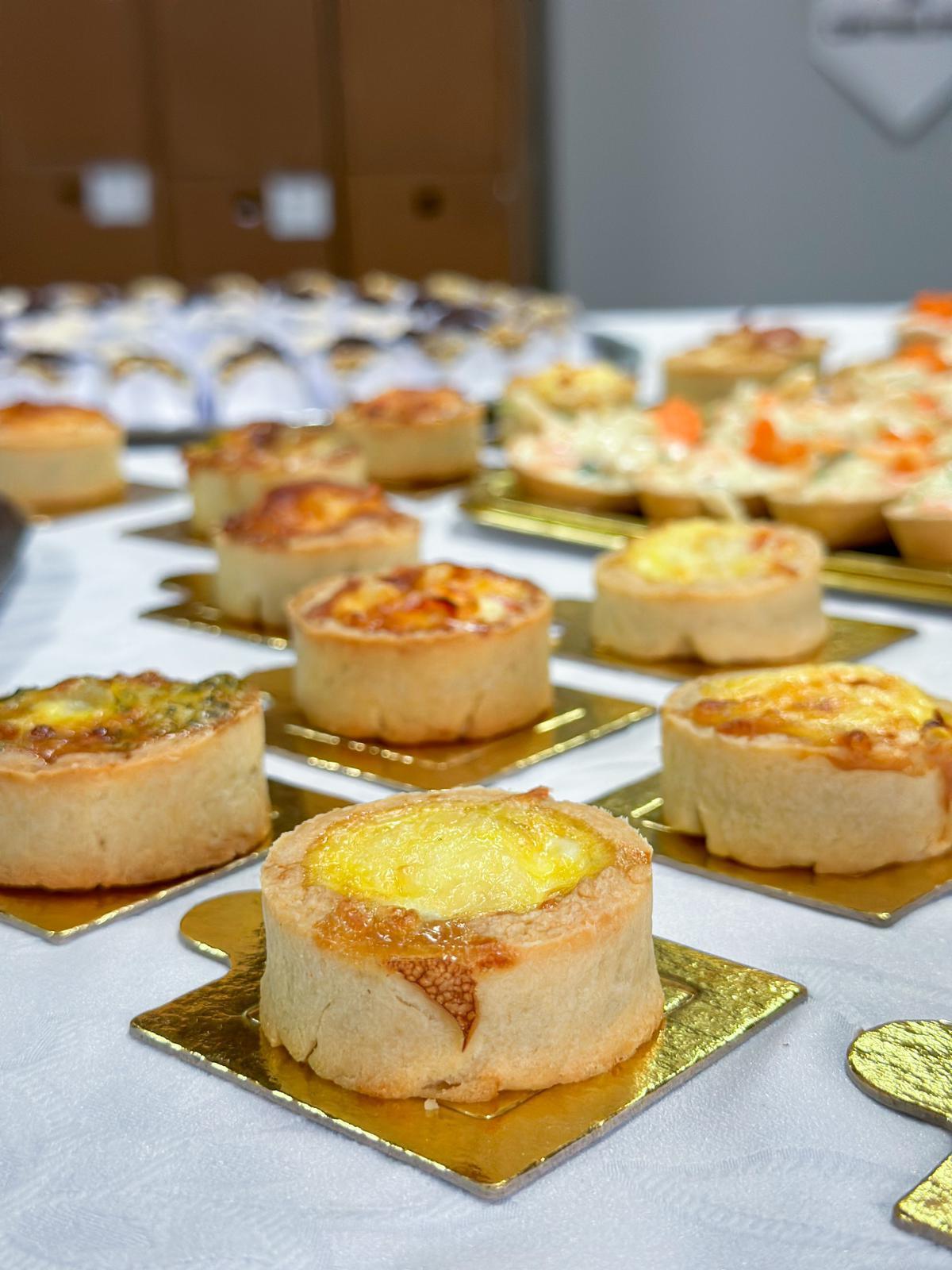 Quiches
Recheios: Alho Poró, Frango, Tomate Seco, Brócolis
