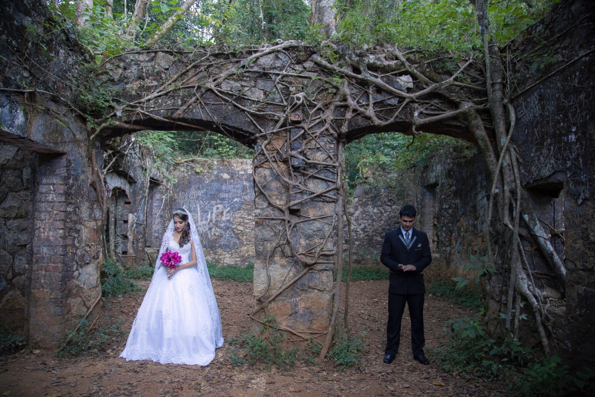 poços de caldas, minas gerais, trash the dress, vestido de noiva, casamento, weding, noivo, bride, buque, ensaio, book de casamento, book de noiva, foto, fotografia, fotografa poços de caldas, fotografia poços de caldas, fotografia de casamento, pos casam