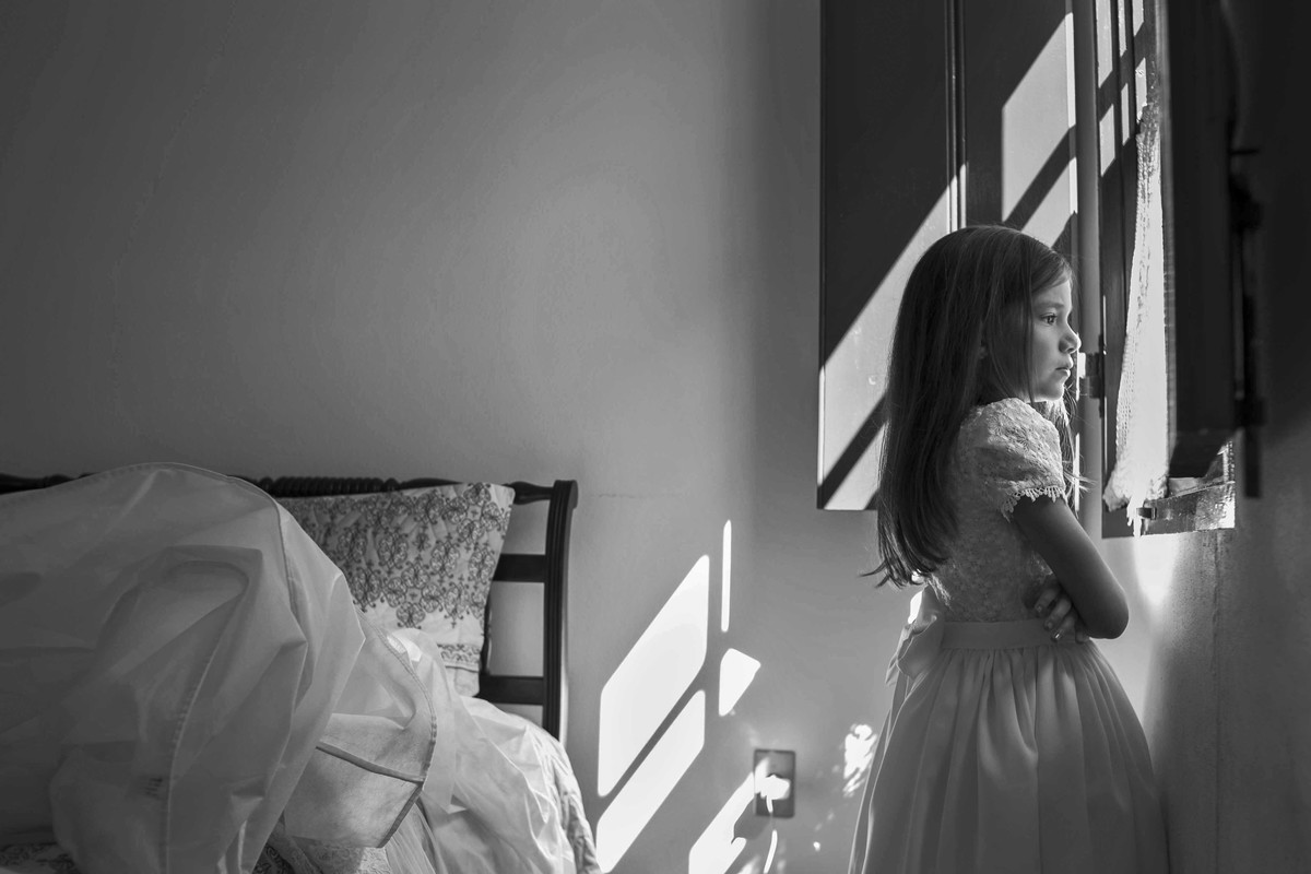 Casamento feito em Minas Gerais, fazenda da família, casamento de dia, ao ar livre, decoração rústica, fotografia de casamento, por sabrina lemes fotografia, fotógrafa de poços de caldas.