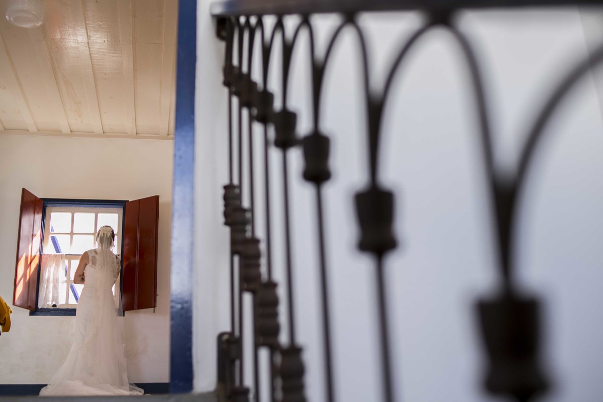 Casamento feito em Minas Gerais, fazenda da família, casamento de dia, ao ar livre, decoração rústica, fotografia de casamento, por sabrina lemes fotografia, fotógrafa de poços de caldas.
