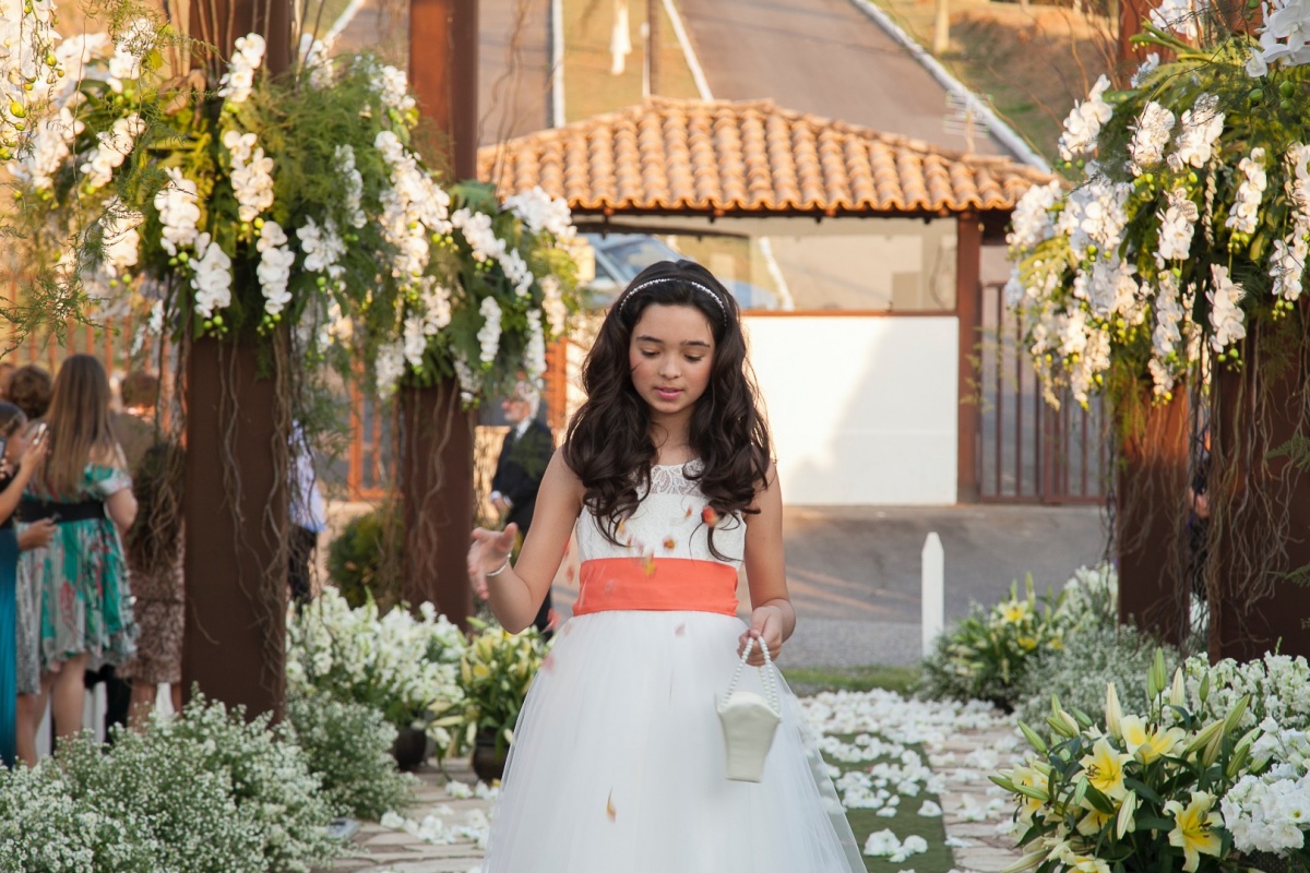 Casamento realizado em Varginha - MG, ao ar livre, cerimonia e festa de casamento inesquecíveis.