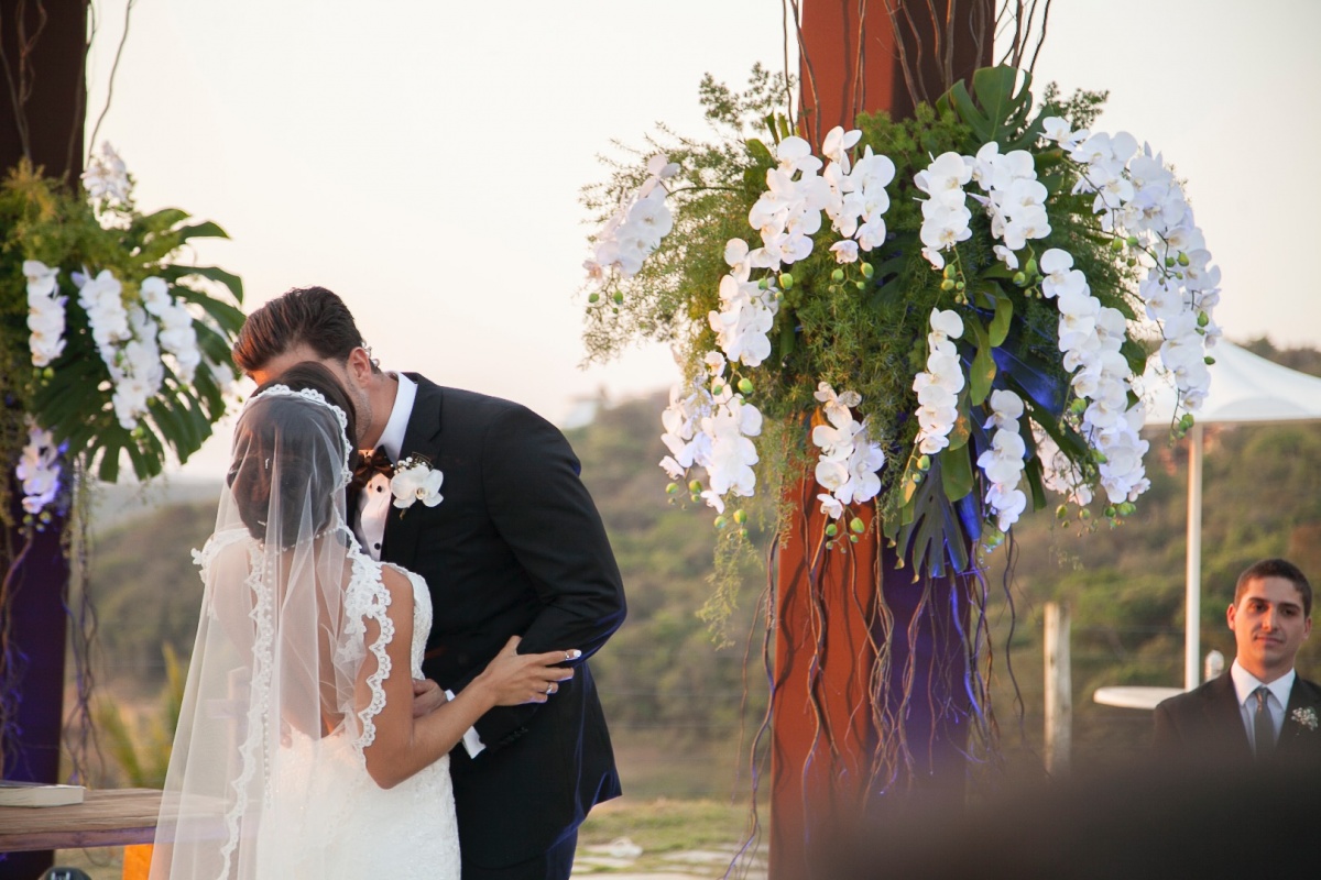 Casamento realizado em Varginha - MG, ao ar livre, cerimonia e festa de casamento inesquecíveis.