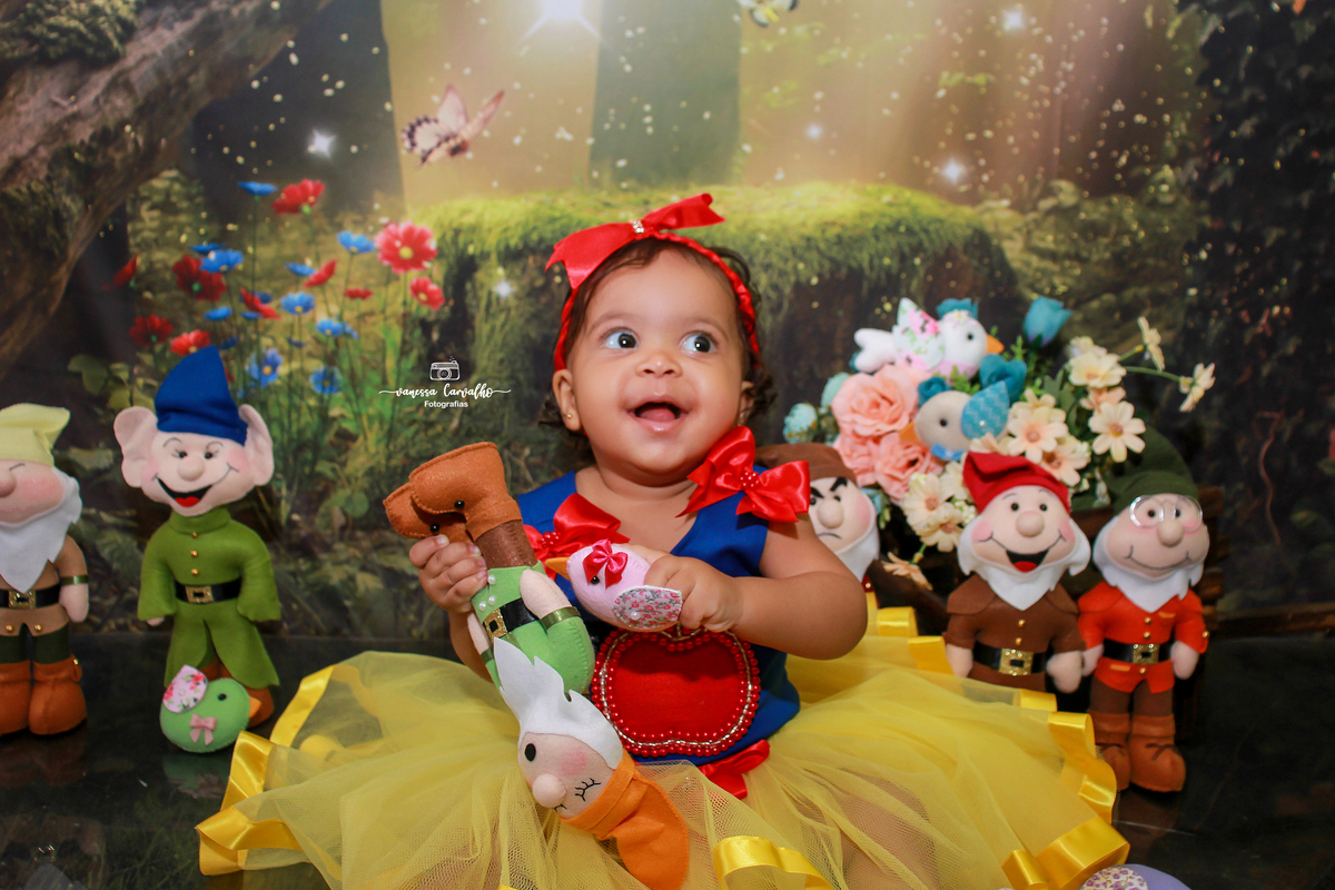 Acompanhamento mensal Lorena branca de neve