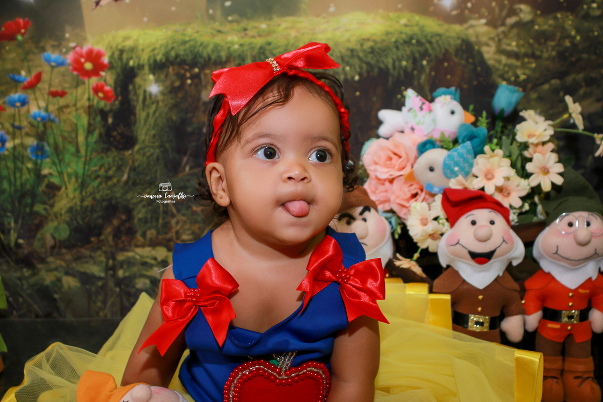 Acompanhamento mensal Lorena branca de neve