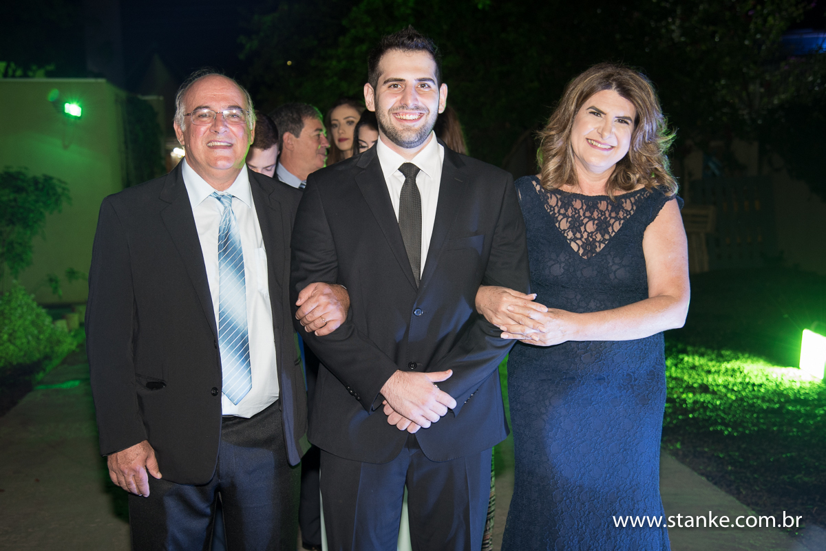 Casamento de Fernanda e Adriano, entrada do noivo, Campo Grande-MS