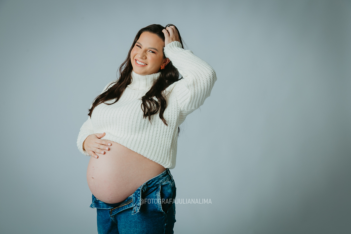 Ensaio gestante de estúdio