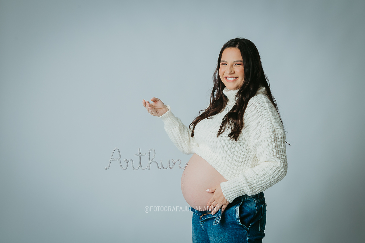 Ensaio gestante de estúdio