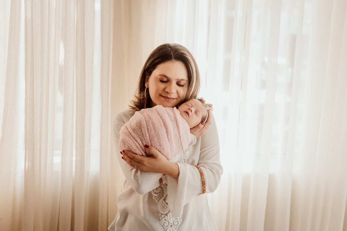 Ensaio newborn realizado no estúdio Juliana Lima, em Campinas