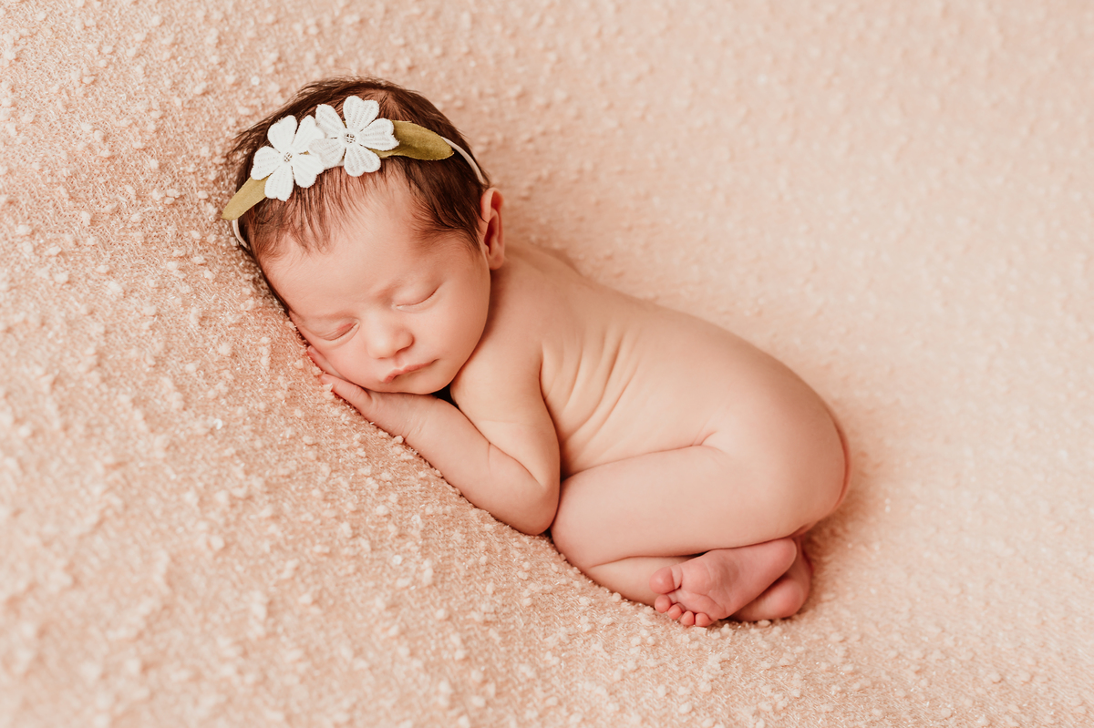 Ensaio newborn realizado no estúdio Juliana Lima, em Campinas