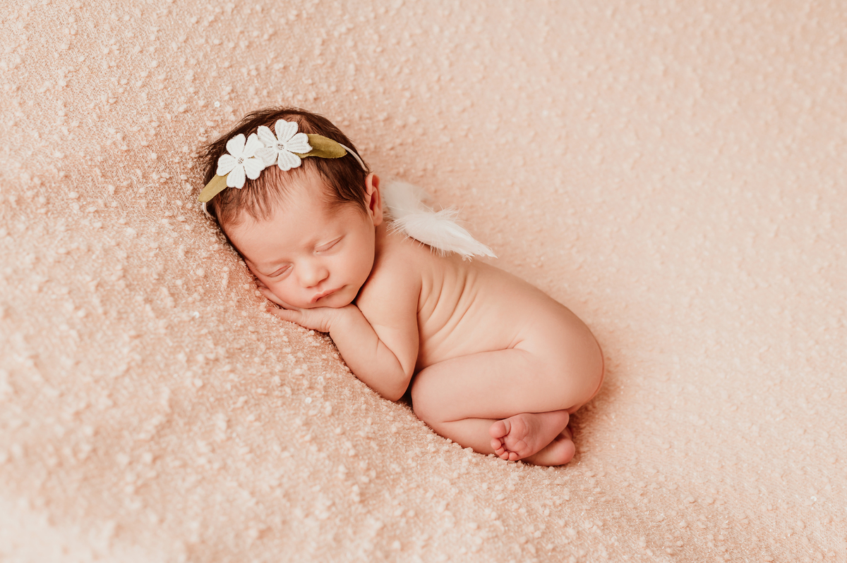 Ensaio newborn realizado no estúdio Juliana Lima, em Campinas