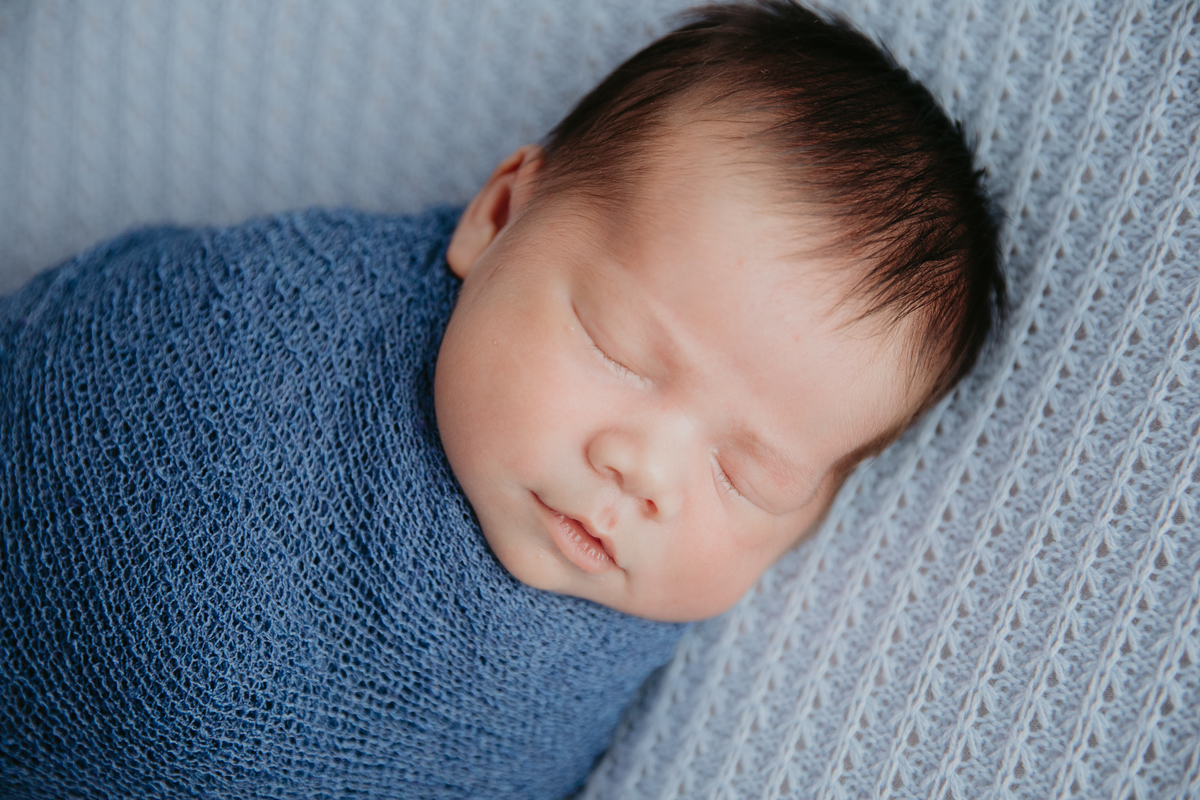 Ensaio Newborn do Igor Junior realizado no estúdio Juliana Lima em Campinas.